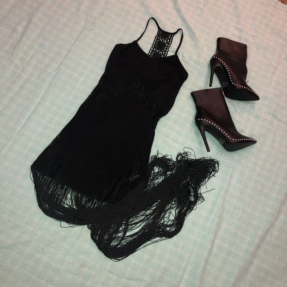 Black classy sassy fringe dress 🖤 - Picture 7 of 7